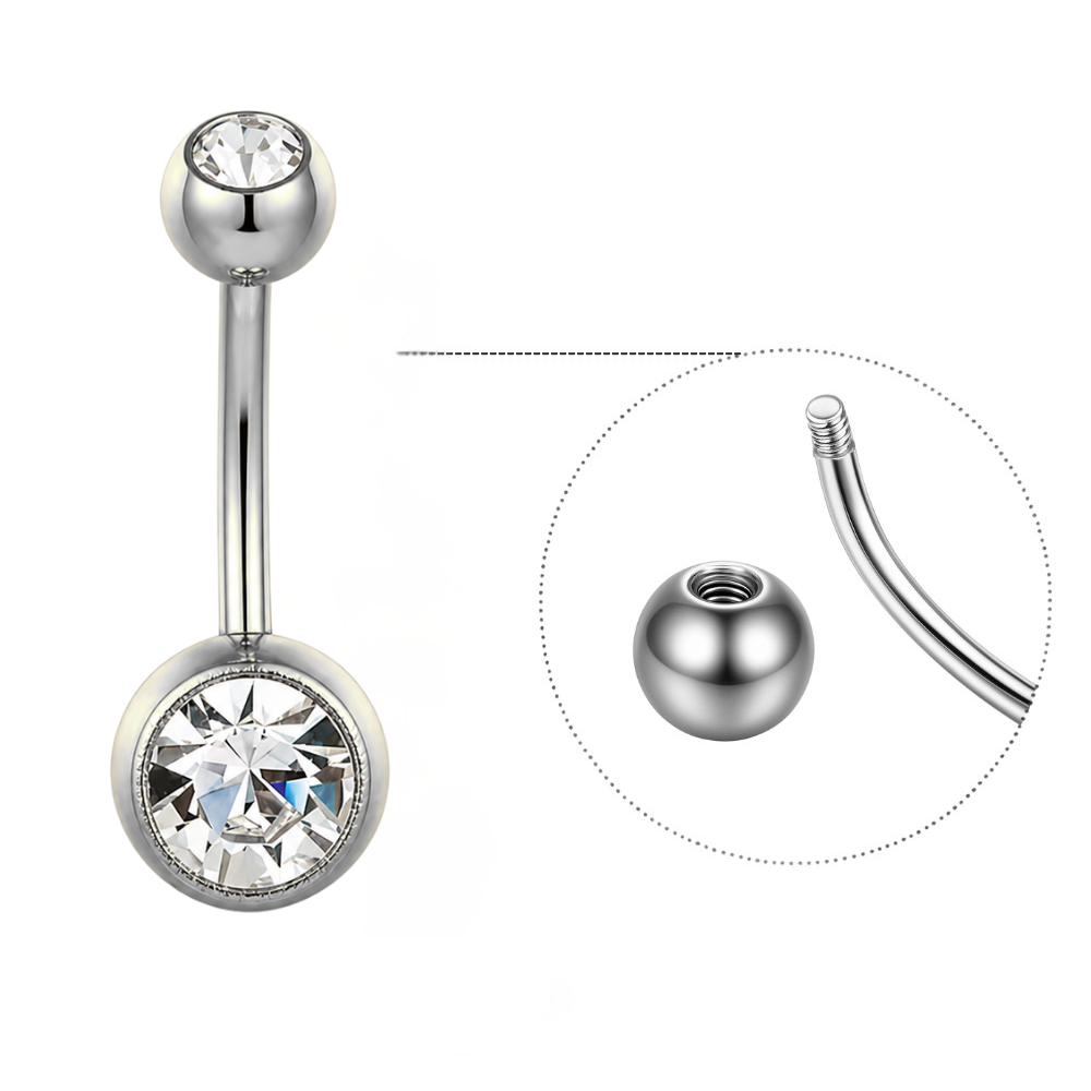 Titan-Bauchnabelpiercing